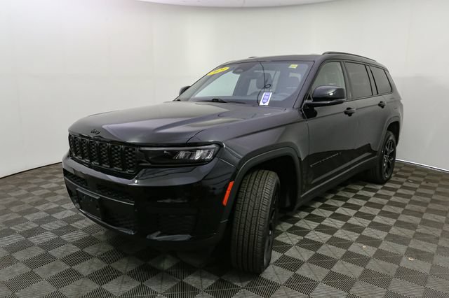 Used 2023 Jeep Grand Cherokee L Laredo AWD/4WD image 5