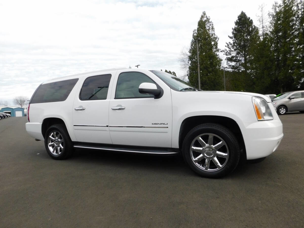 Used 2011 GMC Yukon XL Denali