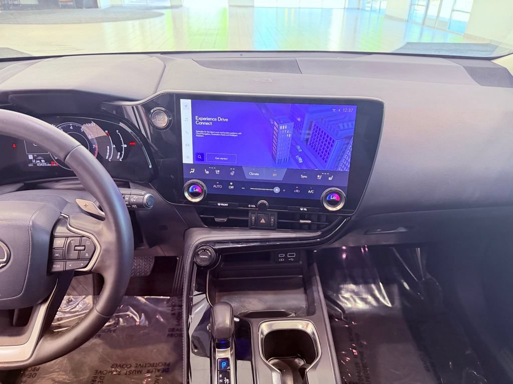 Certified 2024 Lexus NX 250 FWD w/ Cold Area Package image 24