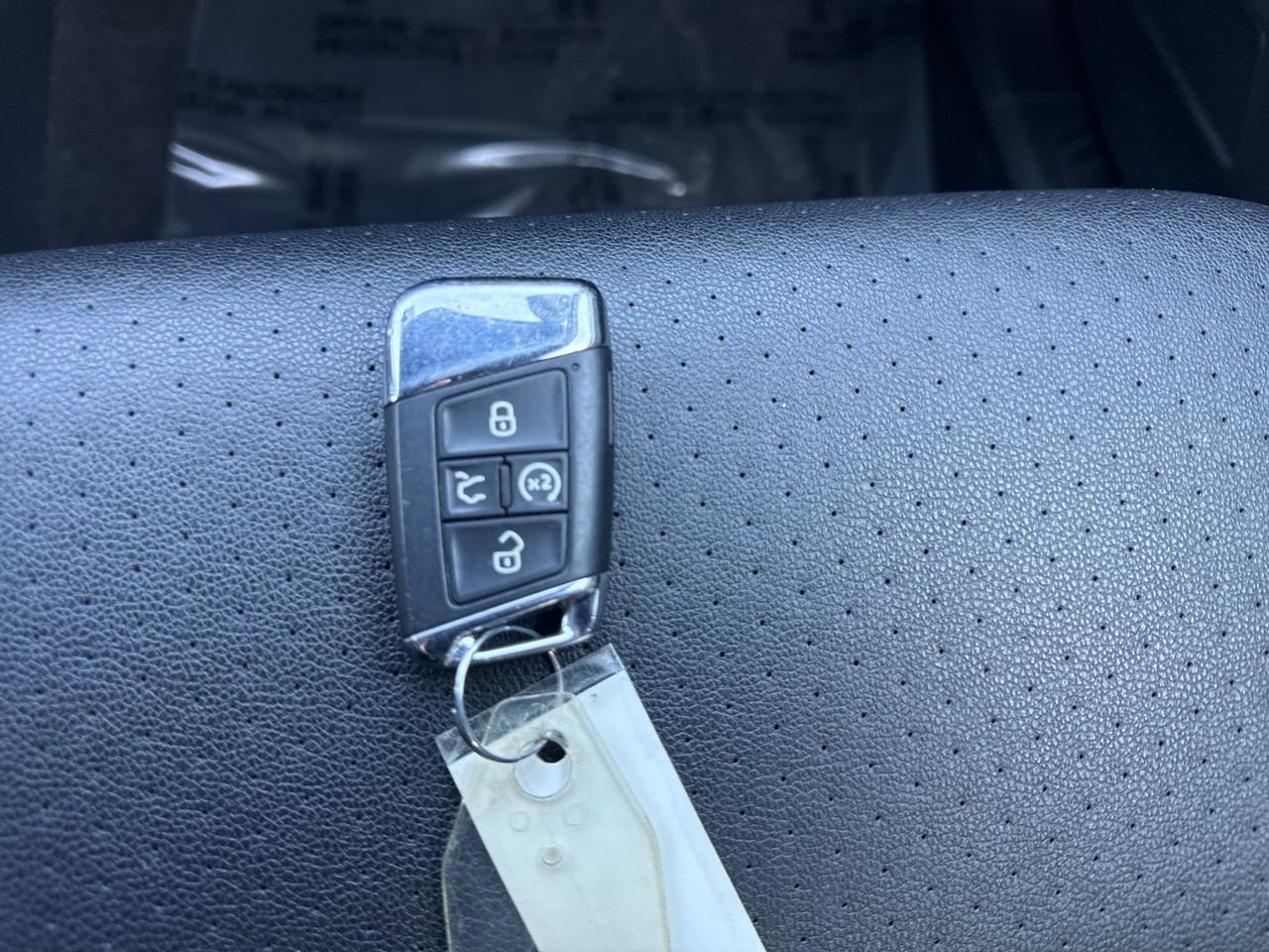 Used 2023 Volkswagen Atlas Cross Sport SE image 22