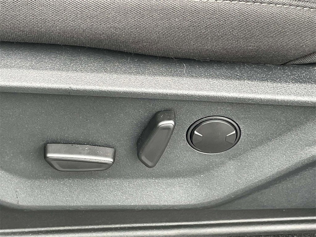 New 2025 Ford F150 XLT w/ Equipment Group 302A MID image 14