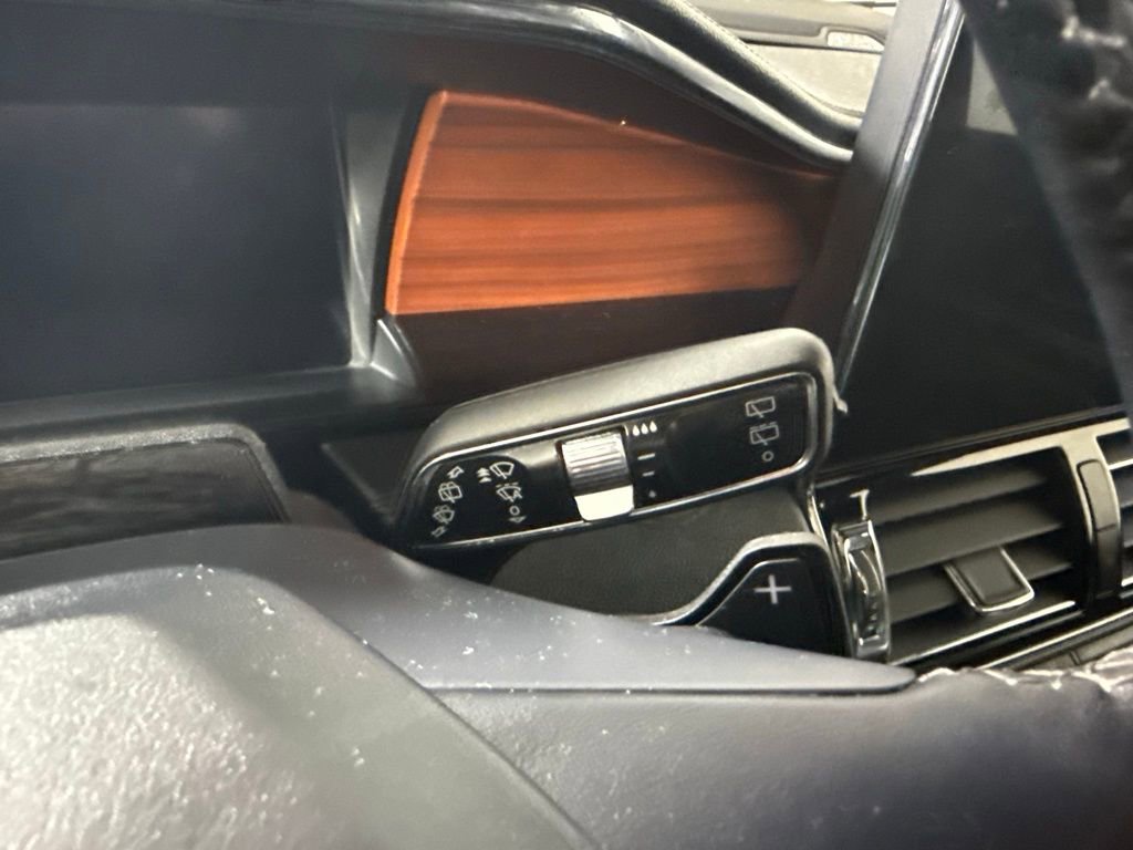 Certified 2023 Lincoln Navigator Reserve image 33