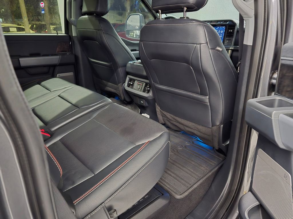 Used 2024 Ford F250 Lariat w/ Black Appearance Package image 39