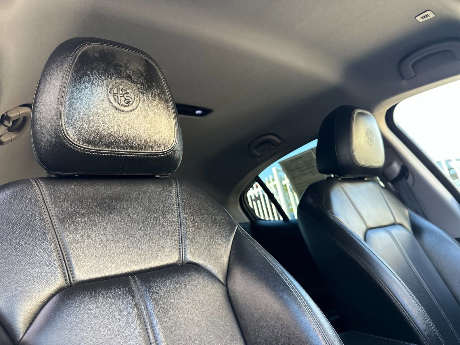 Used 2019 Alfa Romeo Stelvio RWD image 19