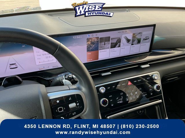 Used 2025 Genesis GV80 2.5T Standard AWD/4WD image 25
