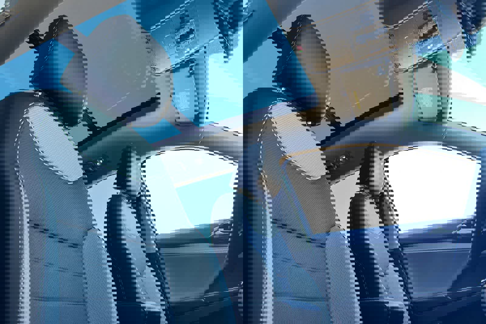 Used 2023 Volkswagen Taos SEL image 19