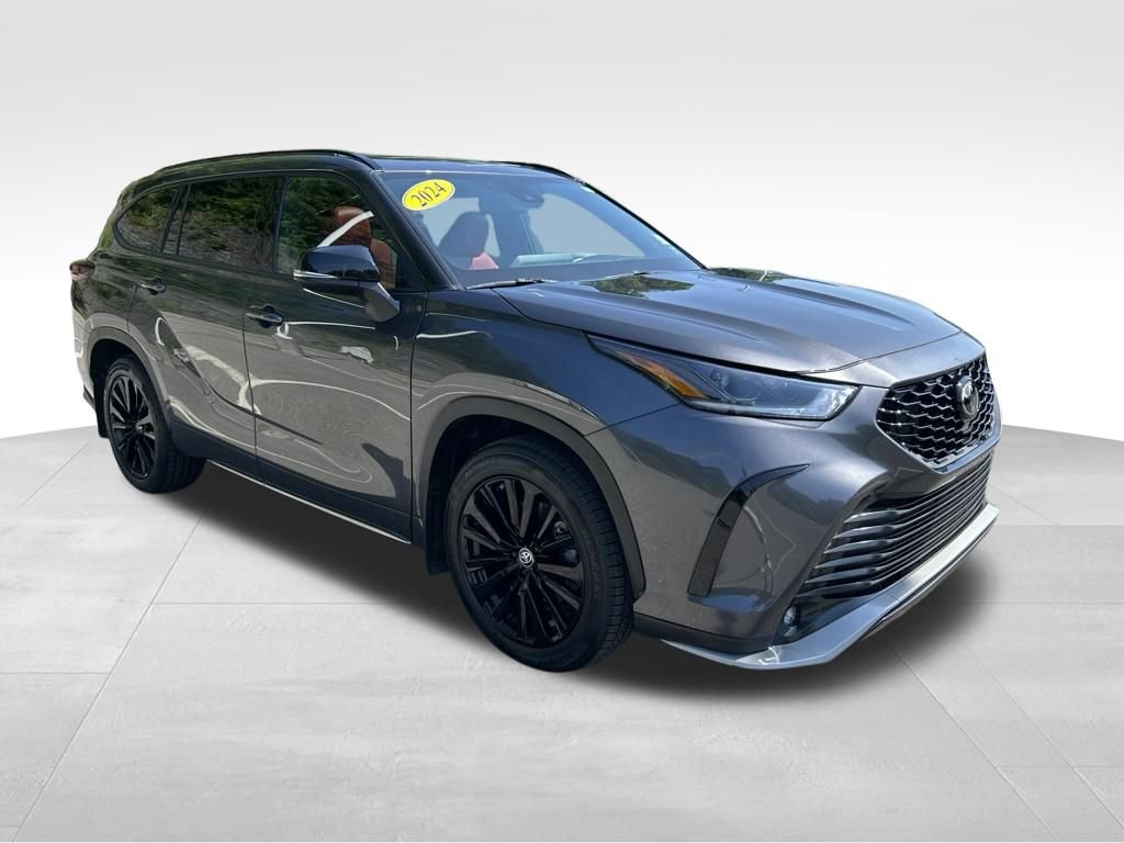 Certified 2024 Toyota Highlander XSE AWD/4WD image 7