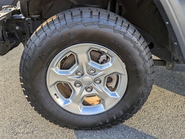 Used 2021 Jeep Wrangler Willys image 19