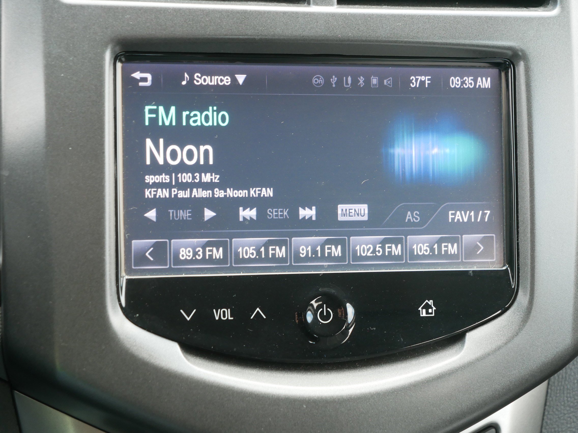 Used 2014 Chevrolet Sonic LT image 22