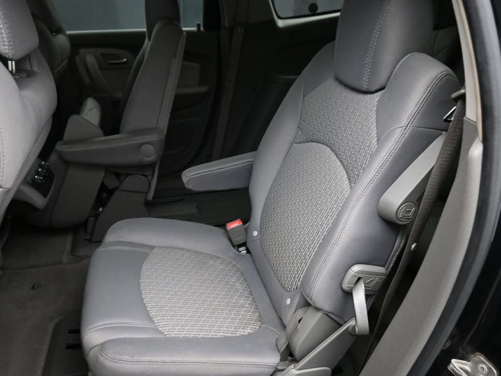 Used 2009 Chevrolet Traverse LT image 23