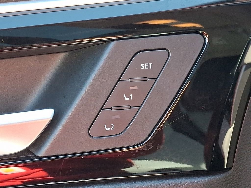 Used 2023 Mitsubishi Outlander SEL AWD/4WD image 29