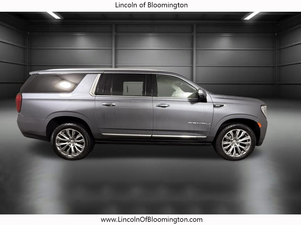 Used 2022 GMC Yukon XL Denali image 8
