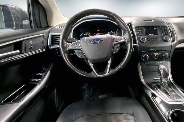 Used 2017 Ford Edge SEL image 9