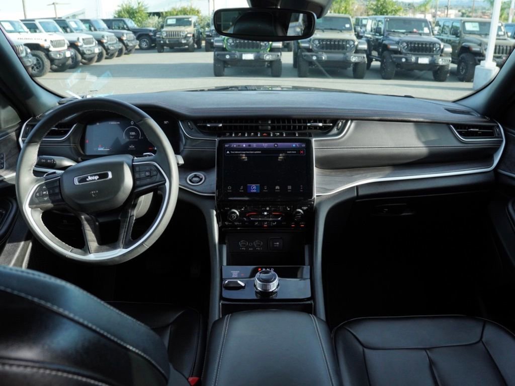 Certified 2024 Jeep Grand Cherokee Limited image 23