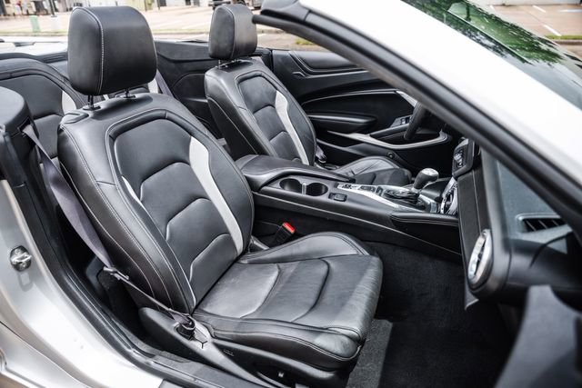 Used 2016 Chevrolet Camaro LT RWD image 77