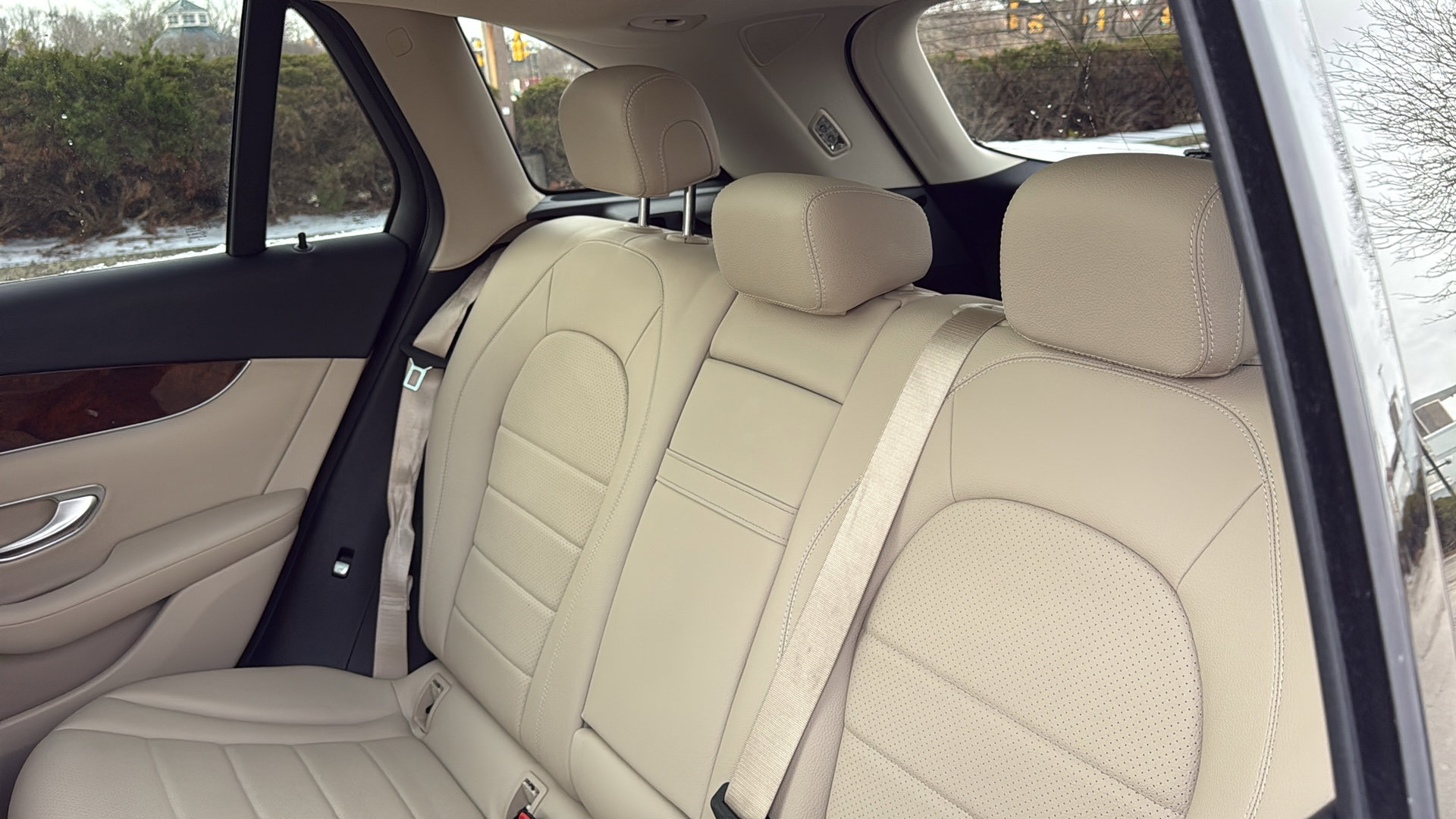 Used 2017 Mercedes-Benz GLC 300 4MATIC image 29