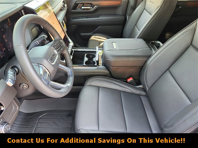 New 2026 GMC Yukon Denali w/ Sun & Power Step Package image 9