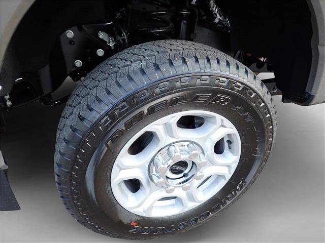 New 2026 Ford F350 XLT image 7