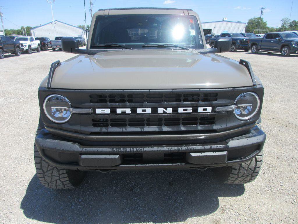 New 2026 Ford Bronco 4-Door AWD/4WD image 10