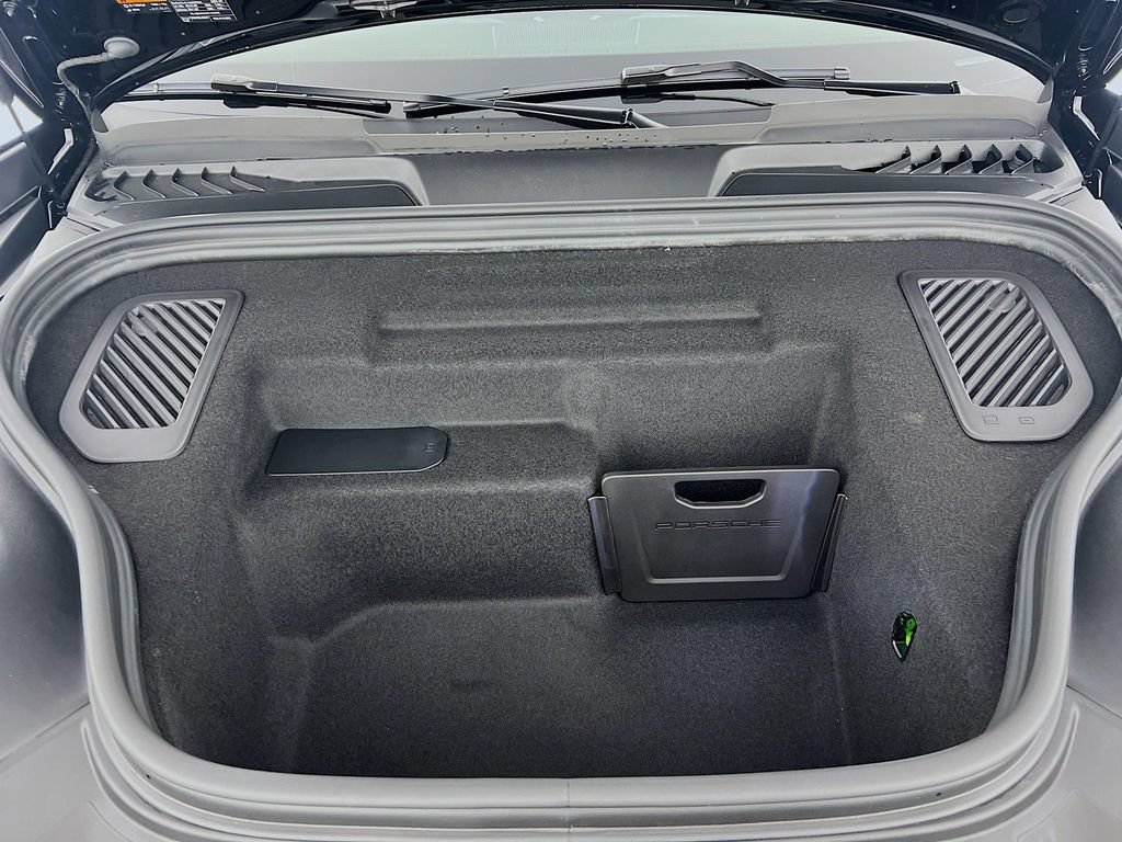 New 2026 Porsche Macan 4 Electric AWD/4WD image 32