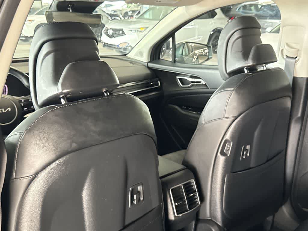 Used 2024 Kia Sportage EX FWD image 23