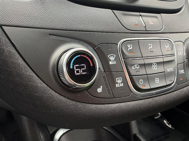 Used 2024 Chevrolet Malibu LT FWD image 37