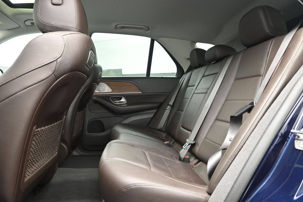 Used 2020 Mercedes-Benz GLE 450 4MATIC w/ Premium Package image 10