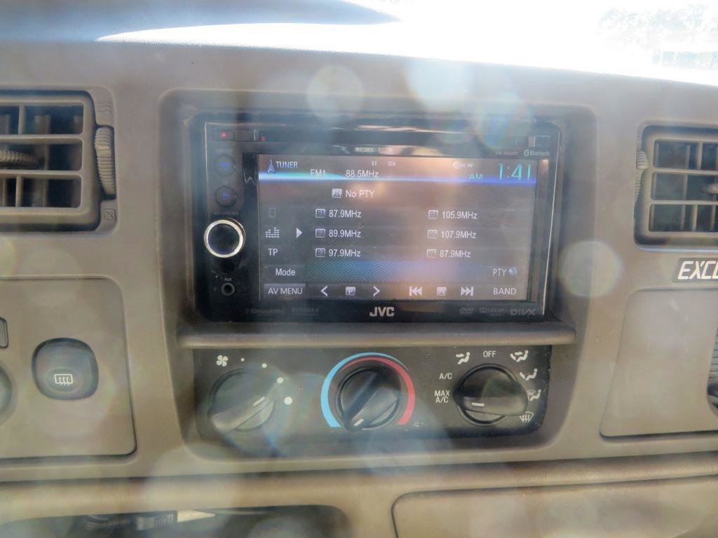 Used 2000 Ford Excursion XLT image 21