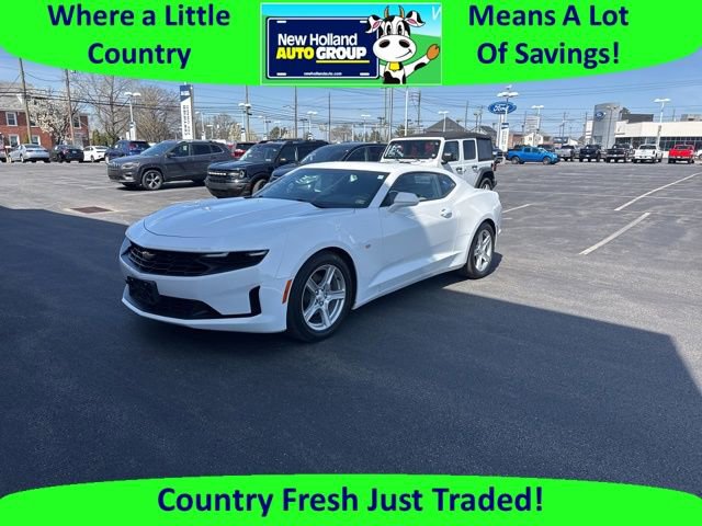 Used 2023 Chevrolet Camaro LT RWD image 1