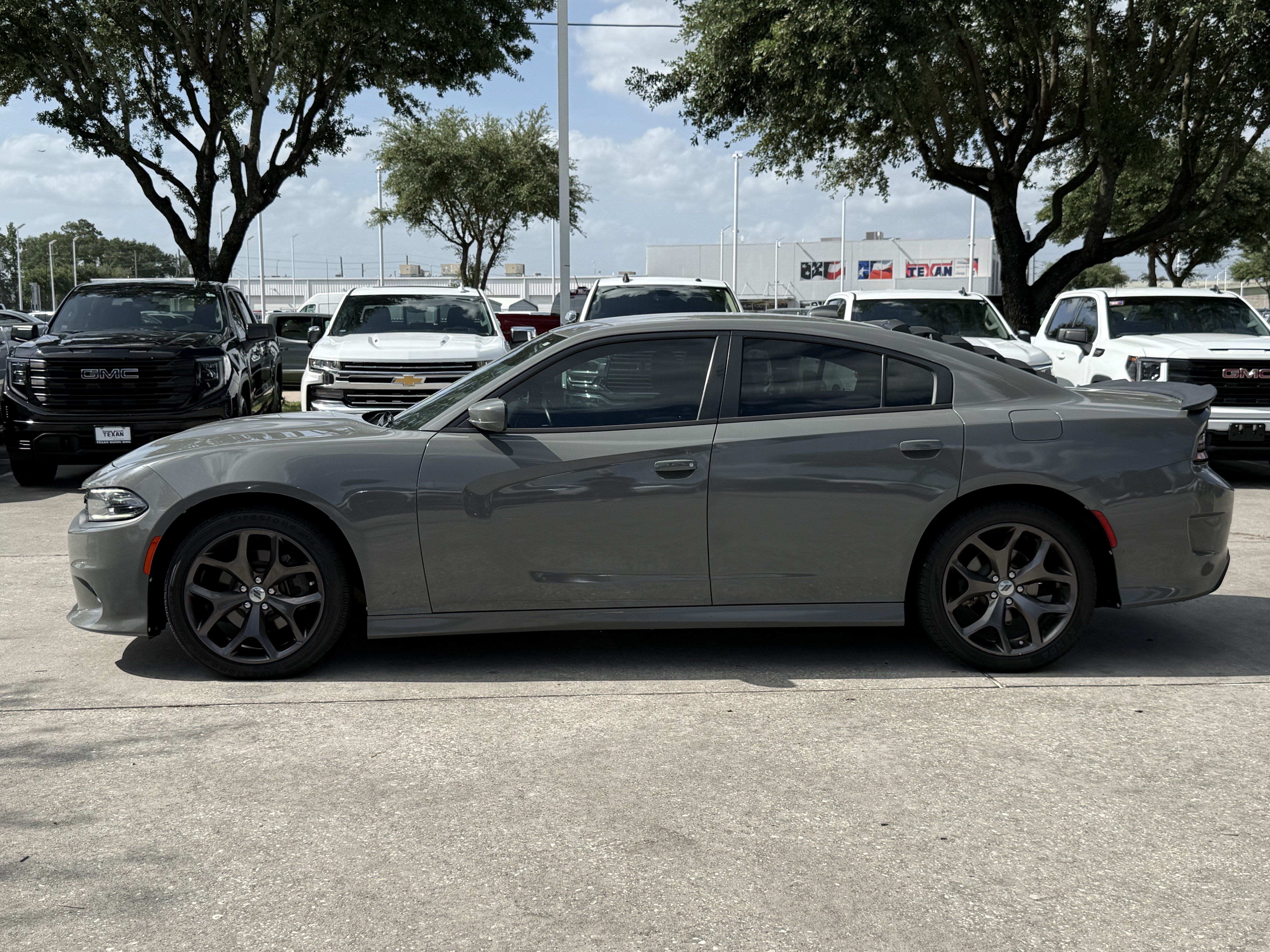 Used 2018 Dodge Charger SXT Plus RWD image 8