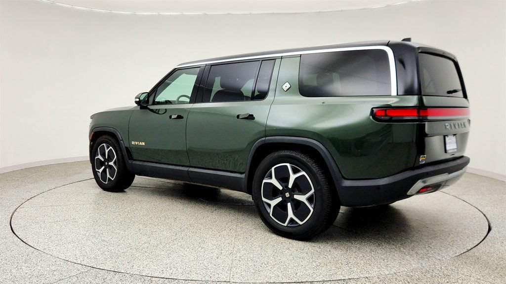 Used 2024 Rivian R1S Adventure AWD/4WD image 7