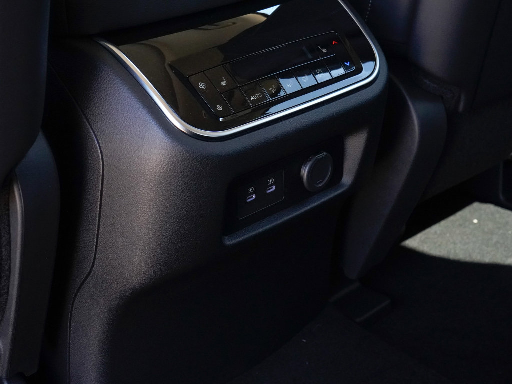 New 2026 INFINITI QX80 Pure w/ Cargo Package image 32