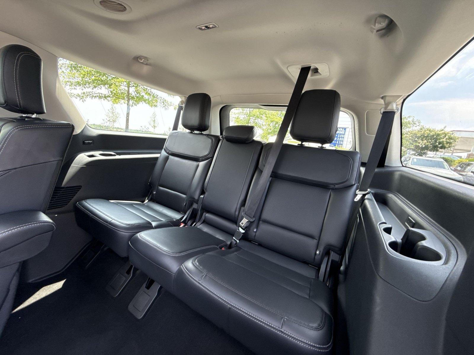Used 2025 Ford Expedition Max Platinum AWD/4WD image 26