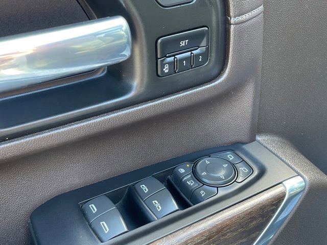 Used 2023 GMC Sierra 2500 Denali w/ Denali Ultimate Package image 19