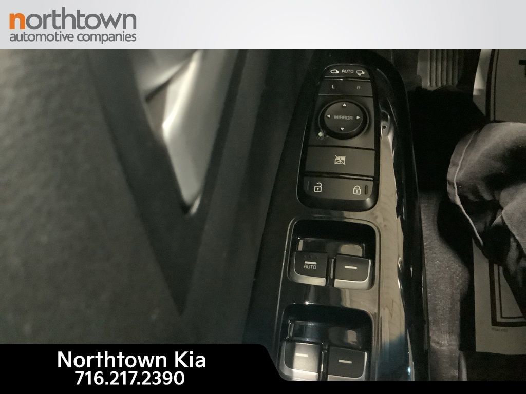 Certified 2018 Kia Sportage EX w/ Option Group 040 image 13