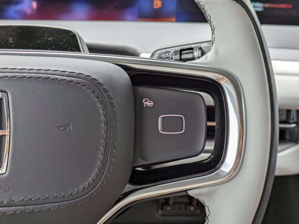 New 2026 Lincoln Navigator L Black Label AWD/4WD image 30