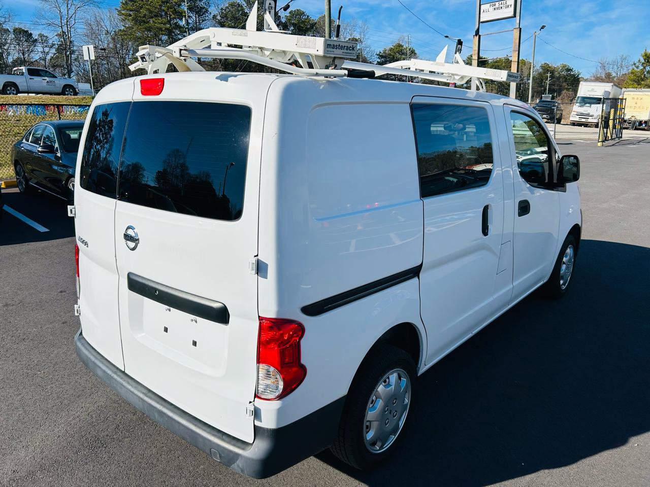 Used 2015 Nissan NV200 S w/ Cruise Control Package image 5