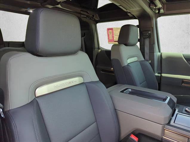 Used 2025 GMC Hummer EV 2X w/ LPO, Illumination Package AWD/4WD image 26
