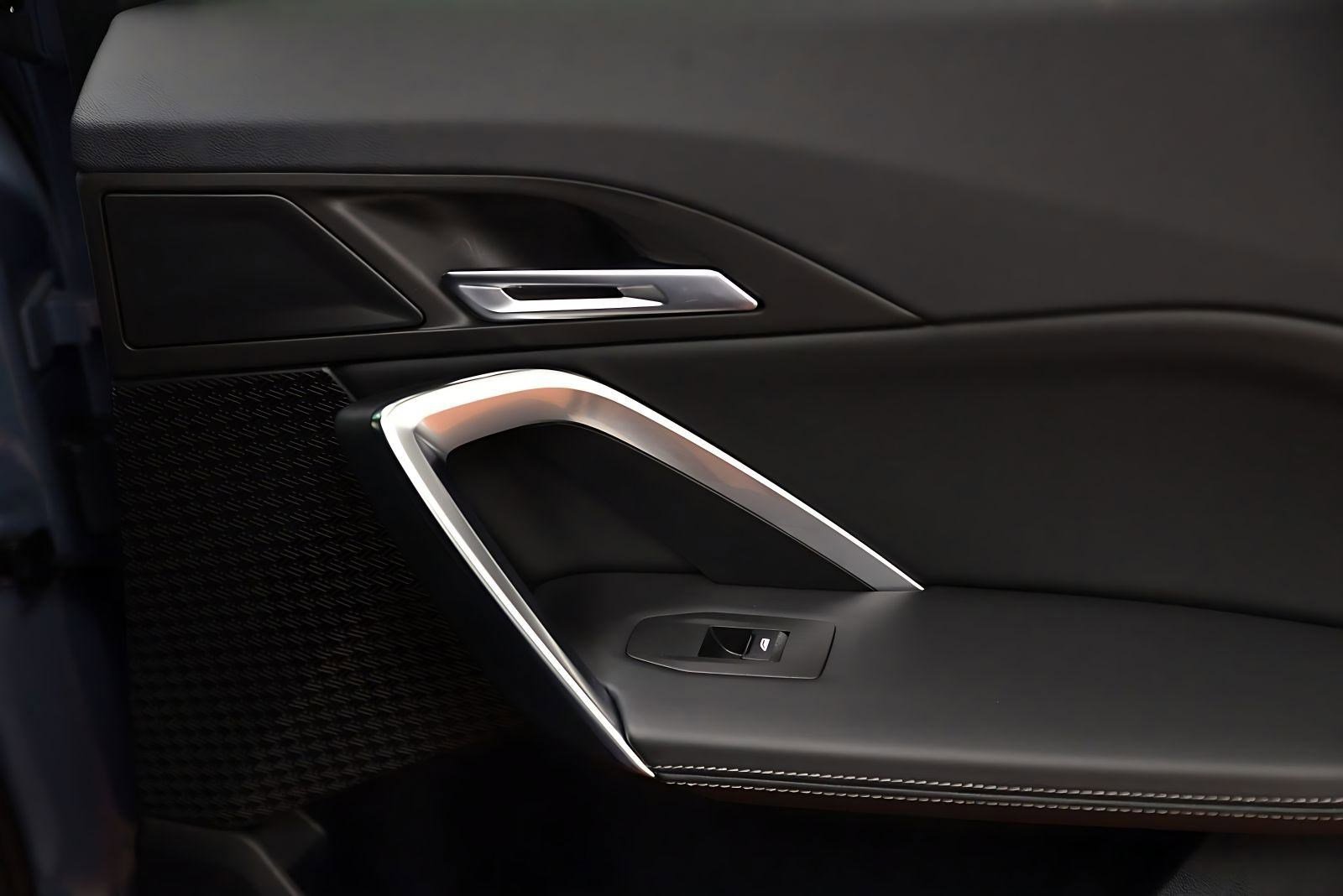 Certified 2025 BMW X2 xDrive28i image 21