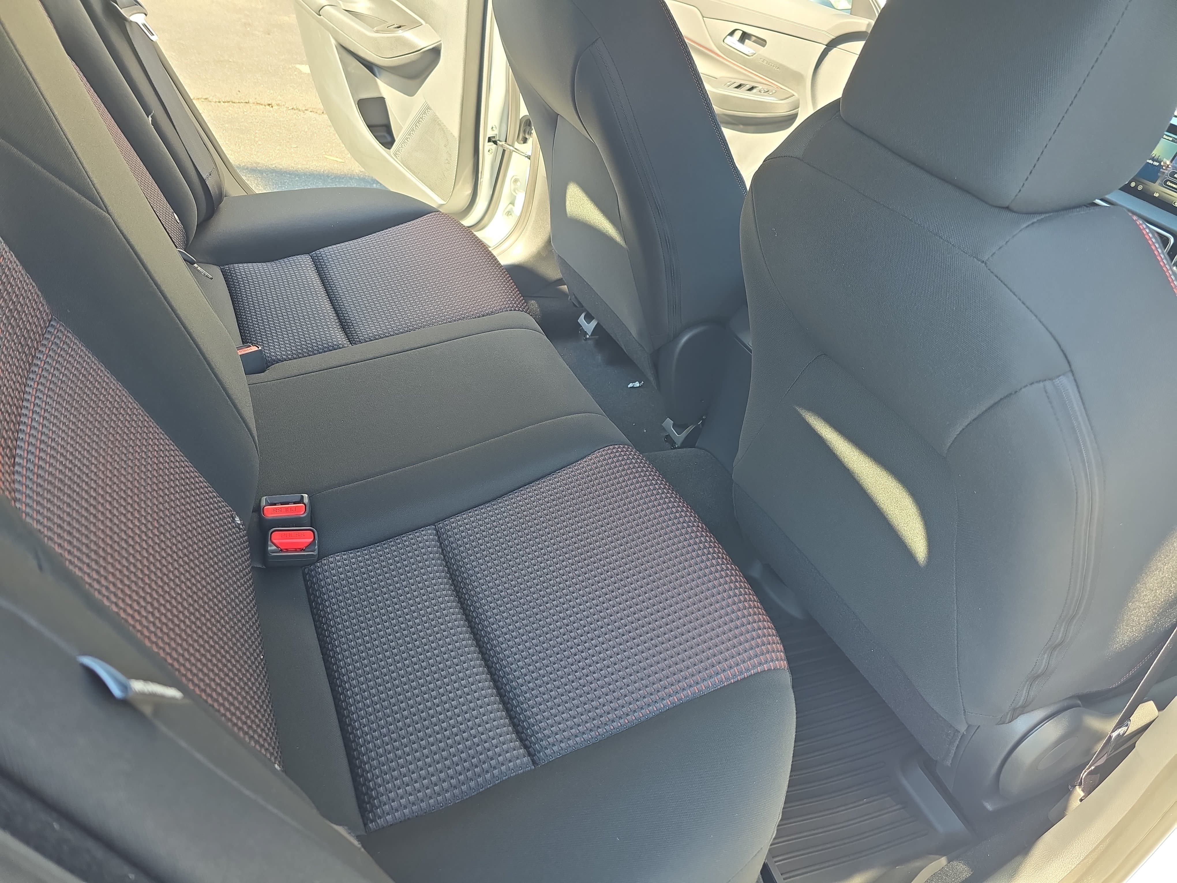 New 2027 Nissan Sentra SR w/ Floor Mat Package FWD image 11