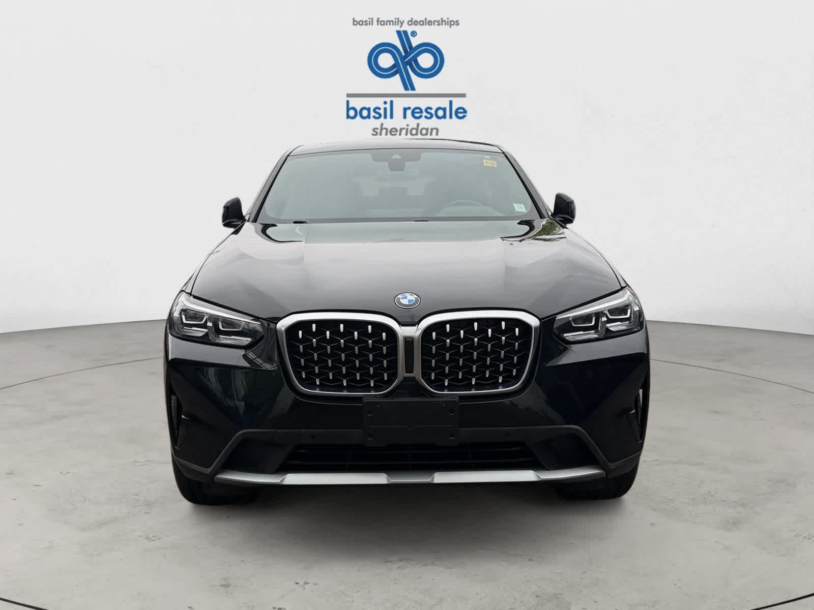 Used 2022 BMW X4 xDrive30i w/ Premium Package AWD/4WD image 9