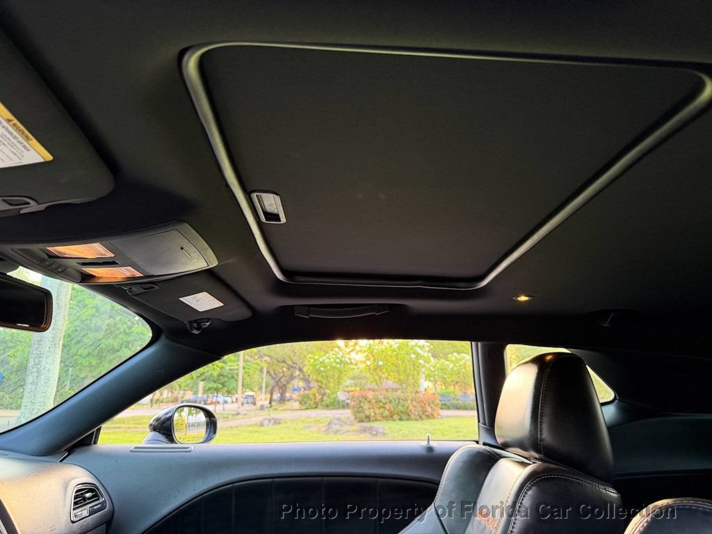Used 2015 Dodge Challenger R/T Plus RWD image 32