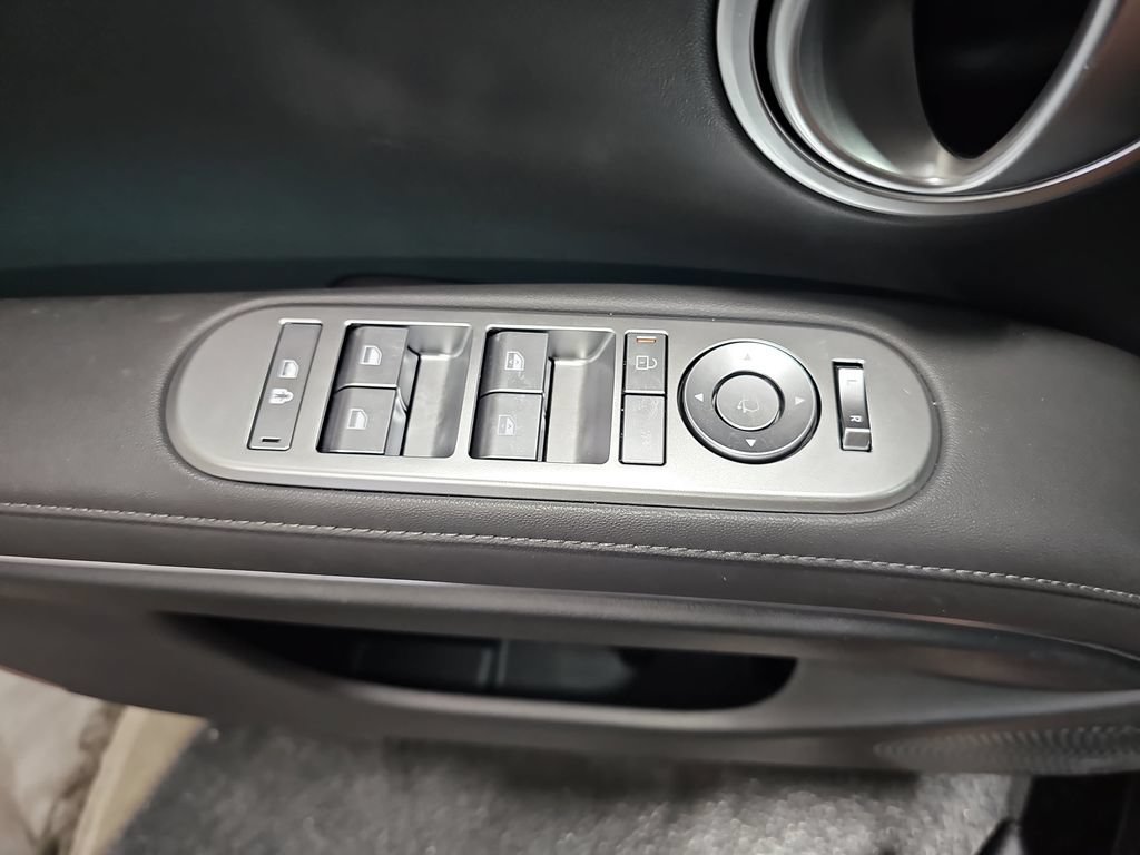 Certified 2026 Hyundai Palisade Limited AWD/4WD image 30
