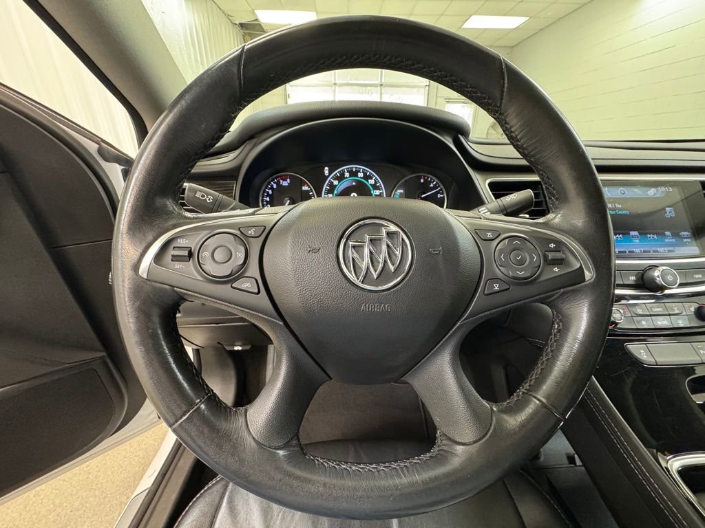 Used 2019 Buick LaCrosse Essence image 35