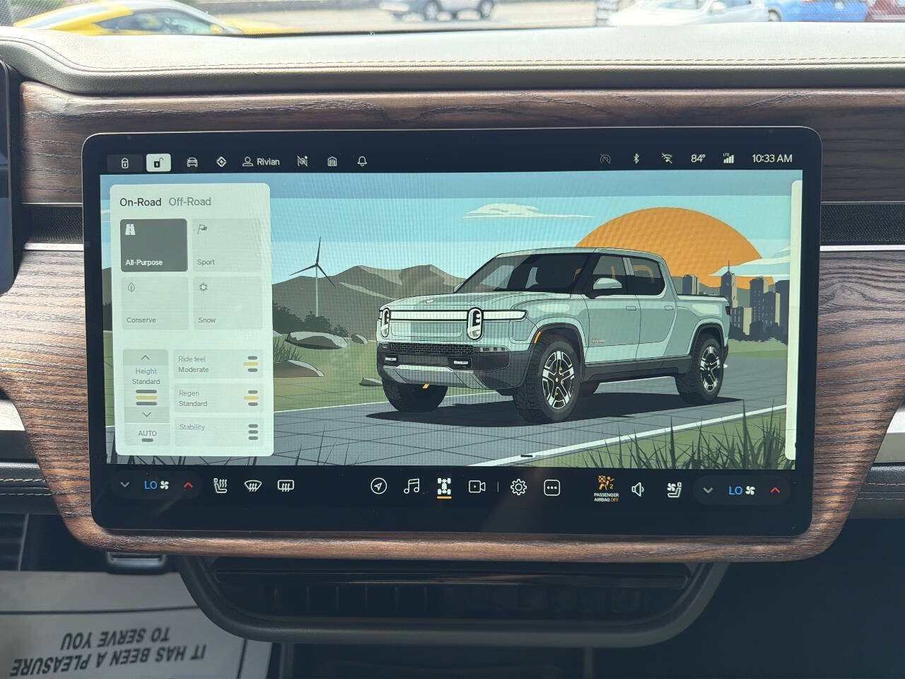 Used 2022 Rivian R1T Adventure AWD/4WD image 29