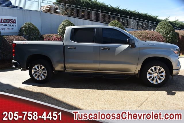 Used 2025 Chevrolet Silverado 1500 Custom image 11