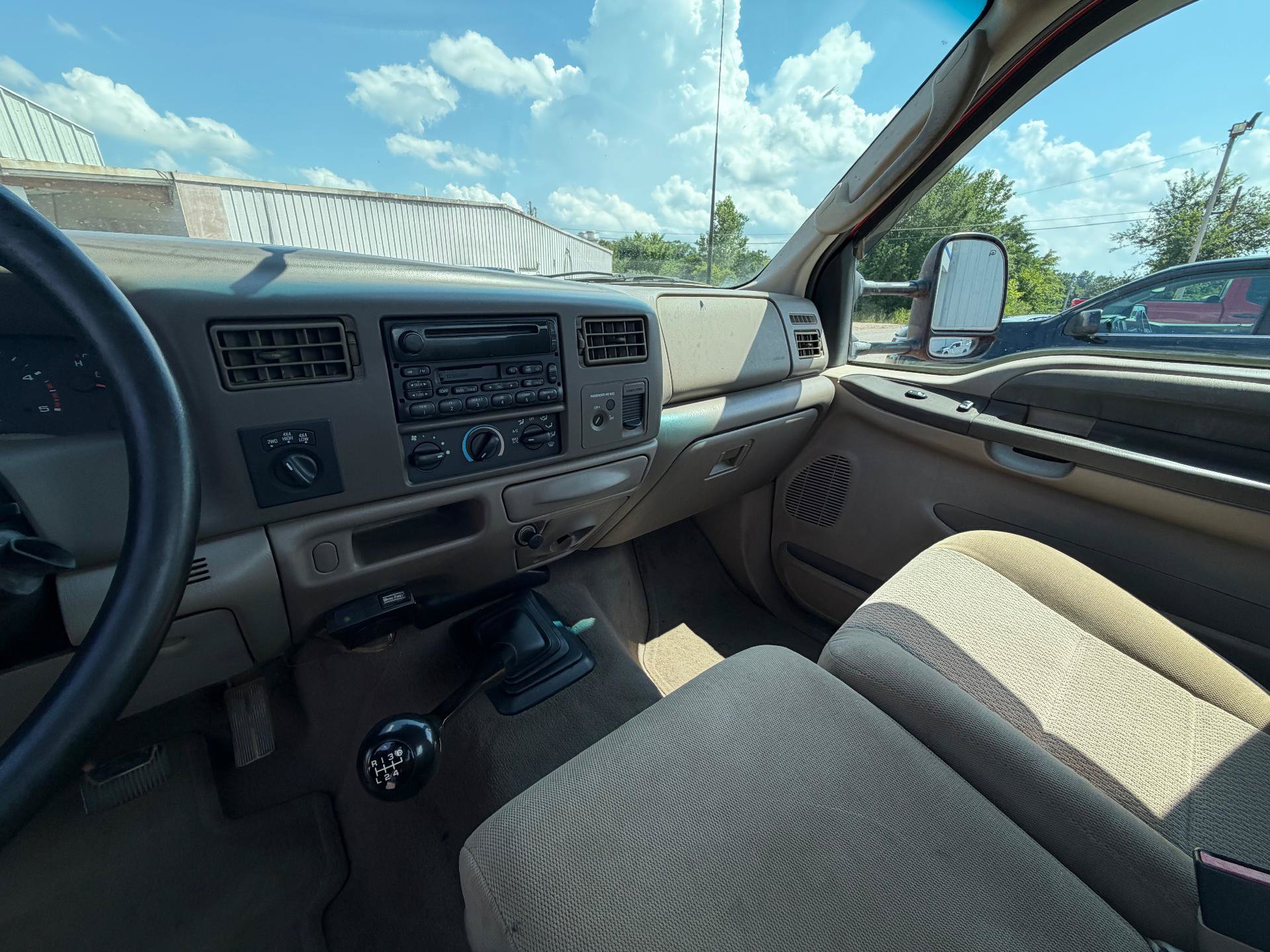 Used 2003 Ford F250 XL AWD/4WD image 10