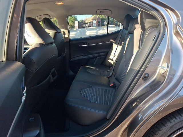 Used 2023 Toyota Camry SE FWD image 10