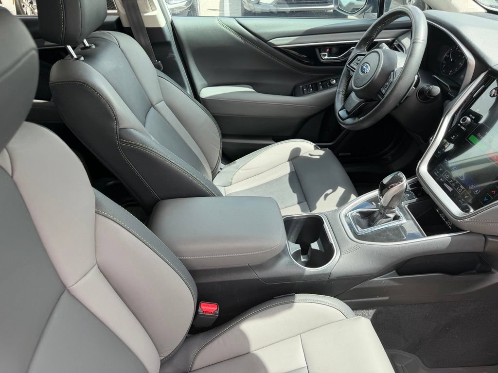 Used 2024 Subaru Outback Onyx Edition AWD/4WD image 14