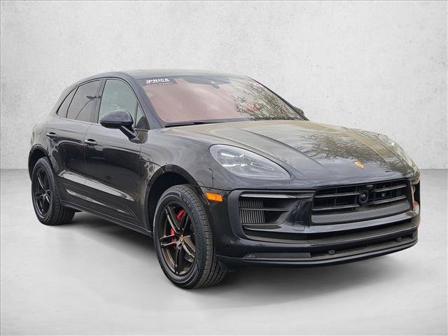 Used 2023 Porsche Macan S AWD/4WD image 3